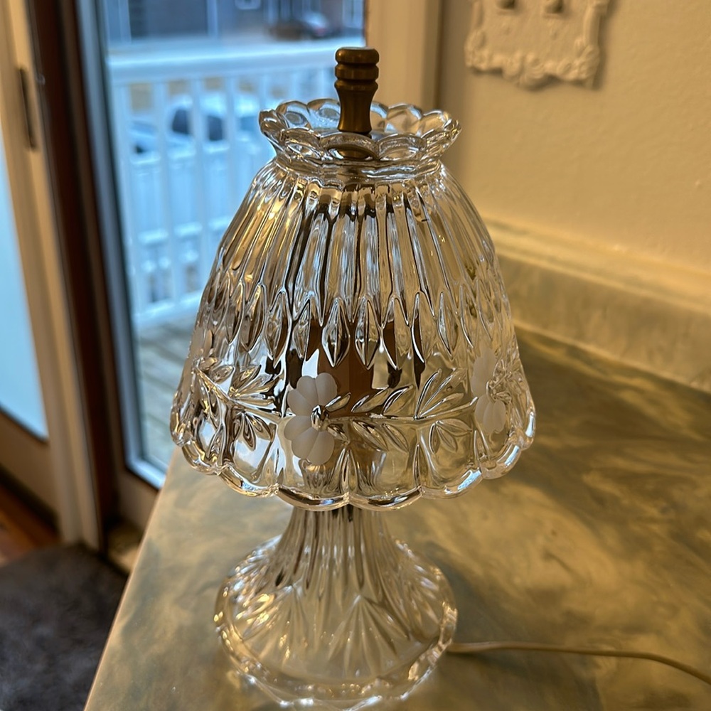 Beautiful elegant Princess house Heritage romance collection small lamp